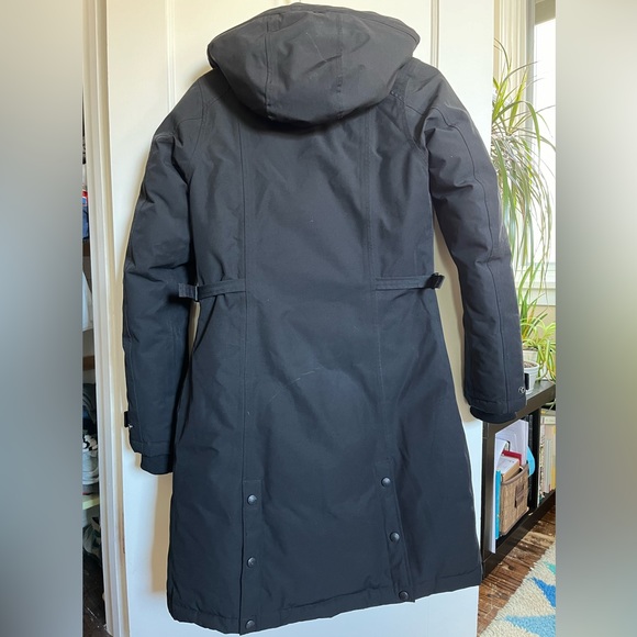 Women’s The North Face Long Winter Parka - Picture 2 of 4